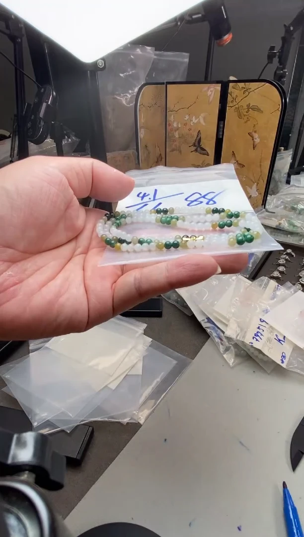 翡翠未镶嵌颈饰天然缅甸翡翠