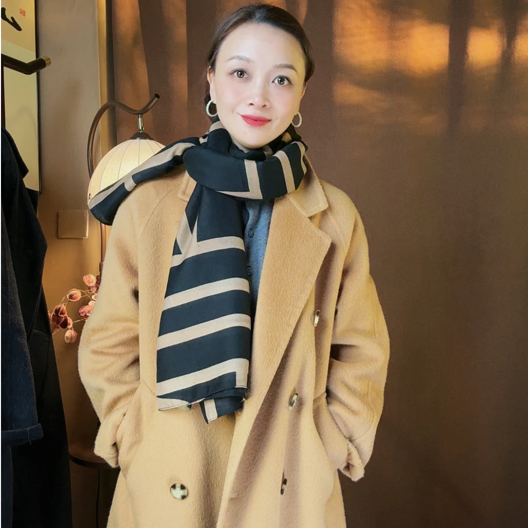 围巾百搭秋冬中长款外套经典时尚气质韩版拼色女士洋气OM长款