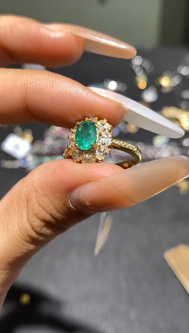 银S925镶嵌戒指祖母绿戒指