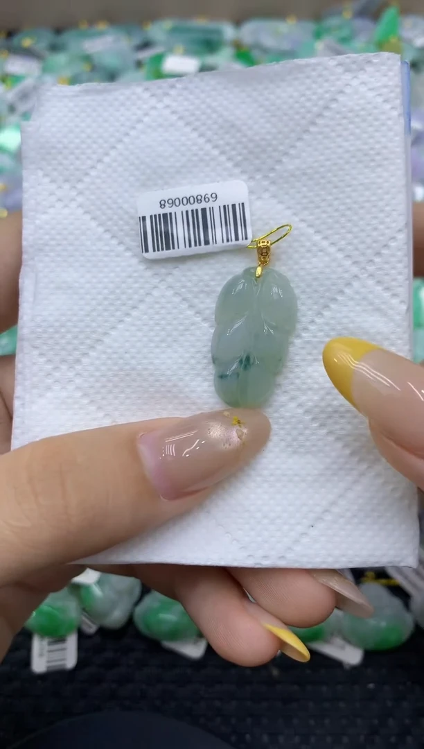 颈饰未镶嵌翡翠天然缅甸翡翠A货