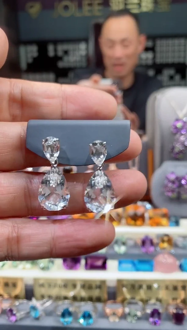 【闪购商品】水晶耳钉银S925镶嵌水晶耳钉