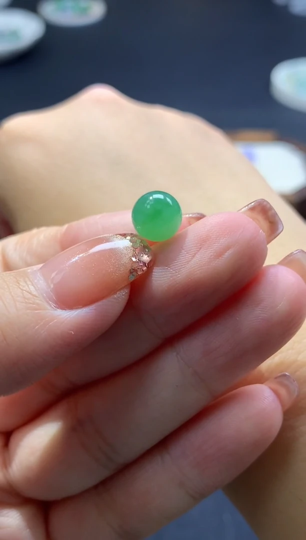 未镶嵌定制翡翠卡8mm