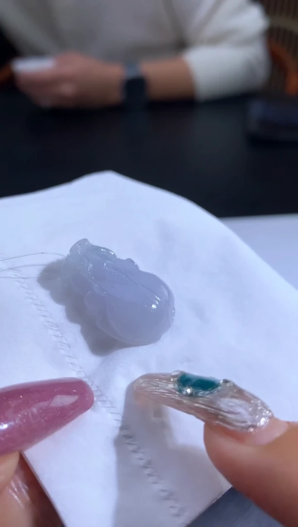 未镶嵌定制翡翠云**叠翡翠