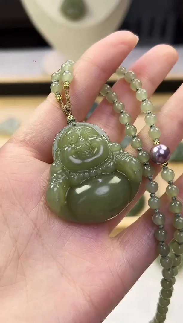颈饰未镶嵌和田玉40mm全珠链佛公