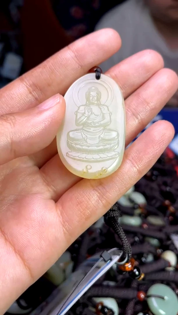 未镶嵌和田玉挂件1