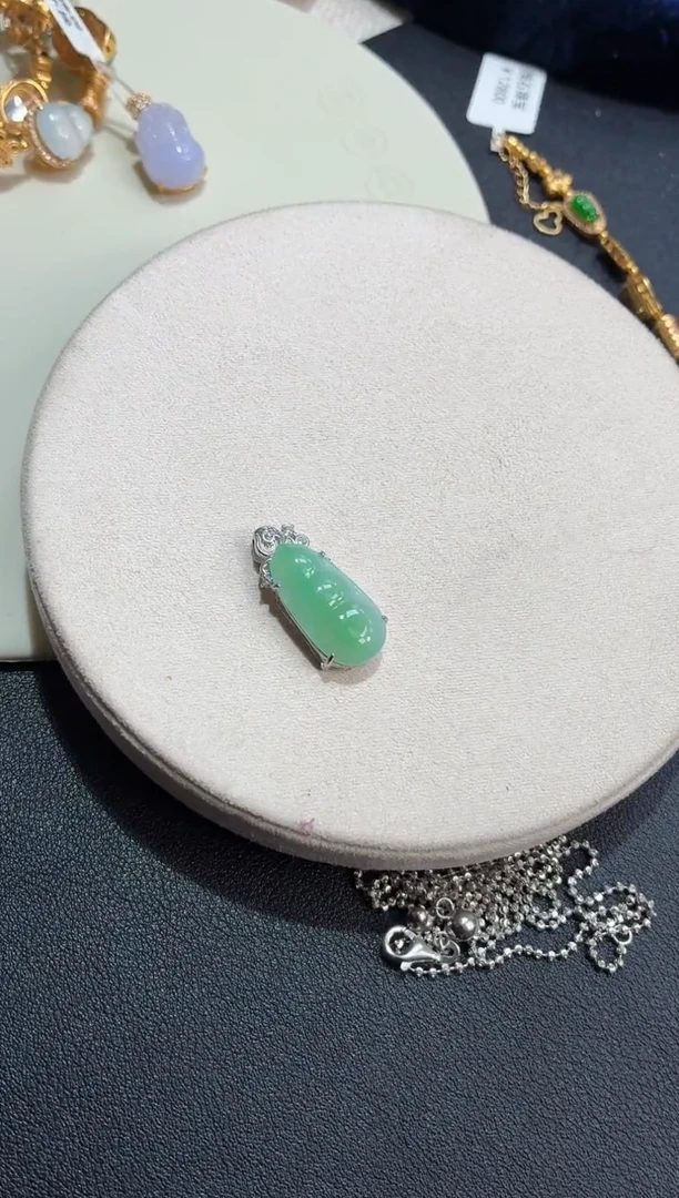 吊坠(不含链)银S925镶嵌翡翠【挽石珠宝】豆子