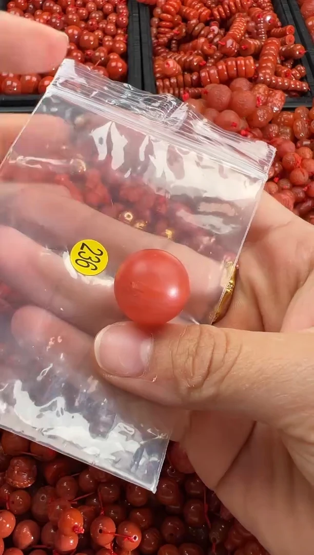 【闪购商品】南红玛瑙颈饰未镶嵌1