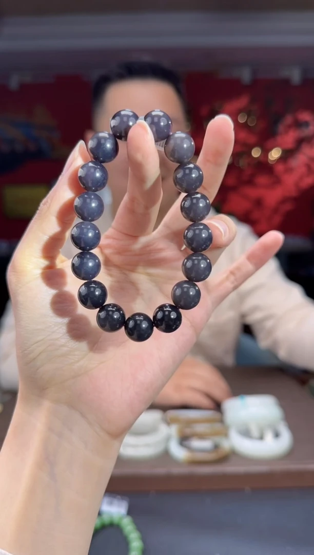 未镶嵌手串和田玉烟紫单圈手串