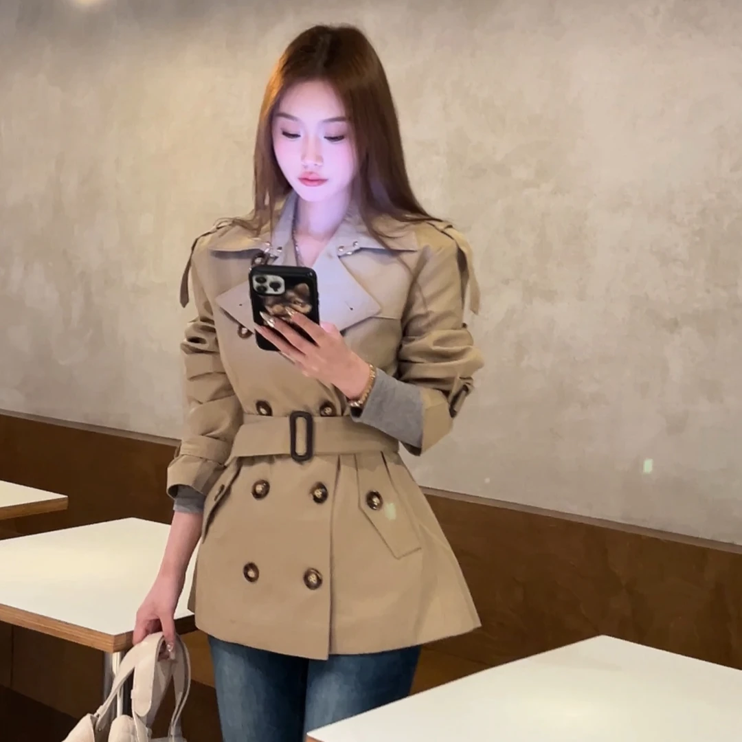 【吕亿studio】卡其色双排扣短款风衣外套女春季气质收腰修身长袖