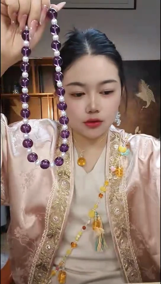 无非金属卡西百露穿搭饰品