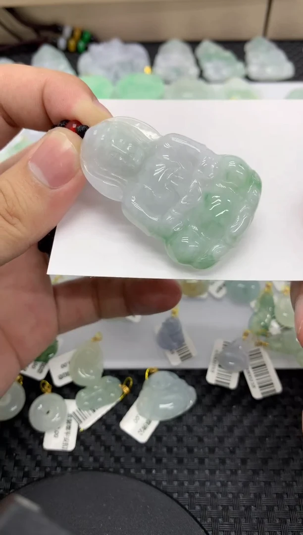 【闪购商品】翡翠颈饰未镶嵌11111111111