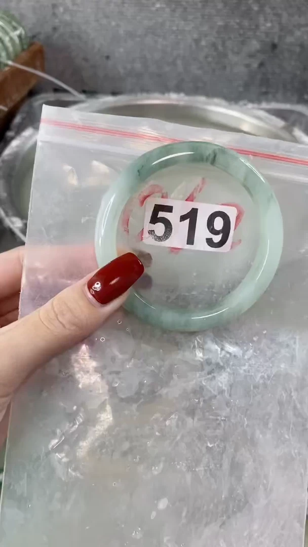 【闪购商品】石英质玉手镯未镶嵌5960+519
