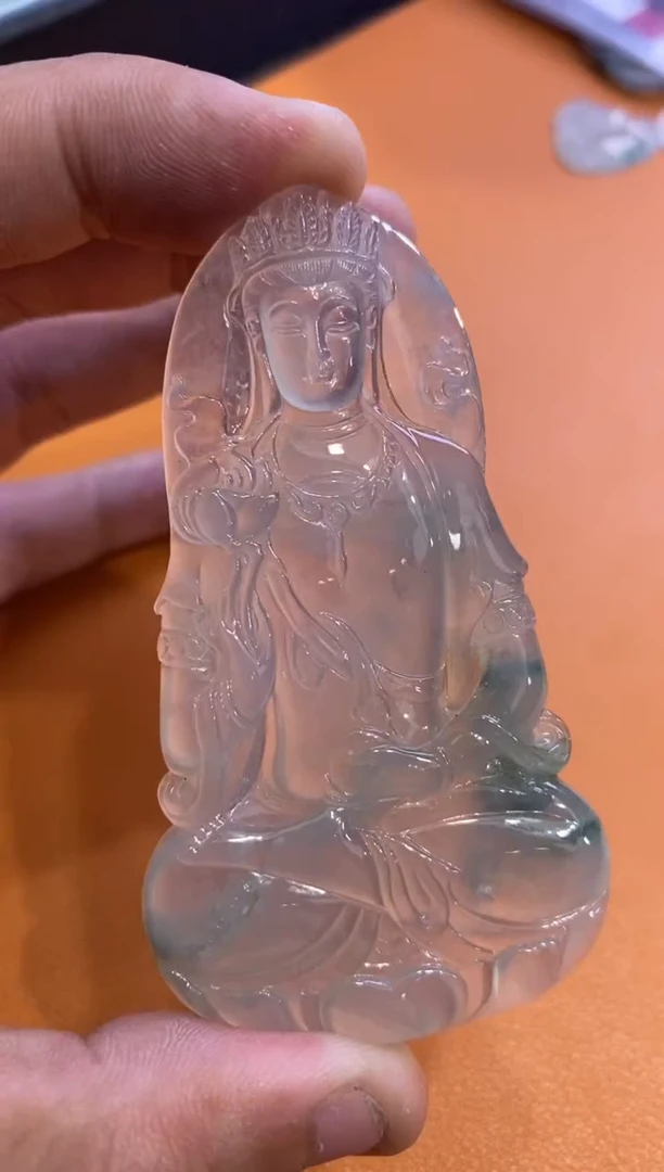 【闪购商品】翡翠吊坠(不含链)未镶嵌观音9500