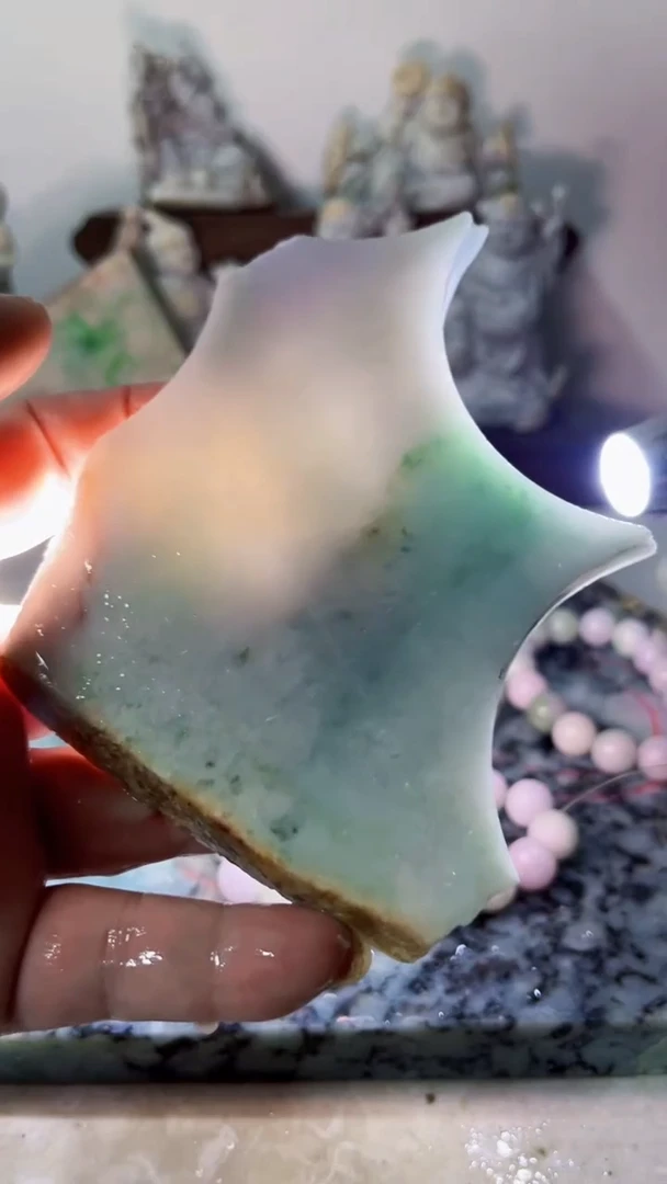 【闪购商品】翡翠吊坠(不含链)未镶嵌A41