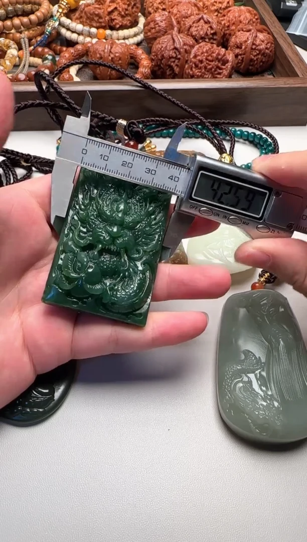 和田玉（碧玉）未镶嵌吊坠(赠链)尺寸42mm