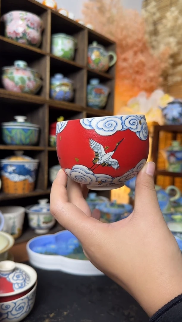 虎城仙鹤描金手握杯