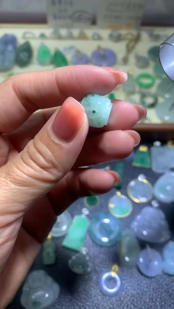 【闪购商品】翡翠颈饰未镶嵌089天然缅甸翡翠A货