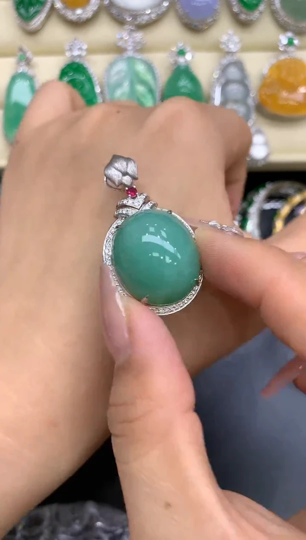 颈饰18K金镶嵌翡翠284-中国好珍宝