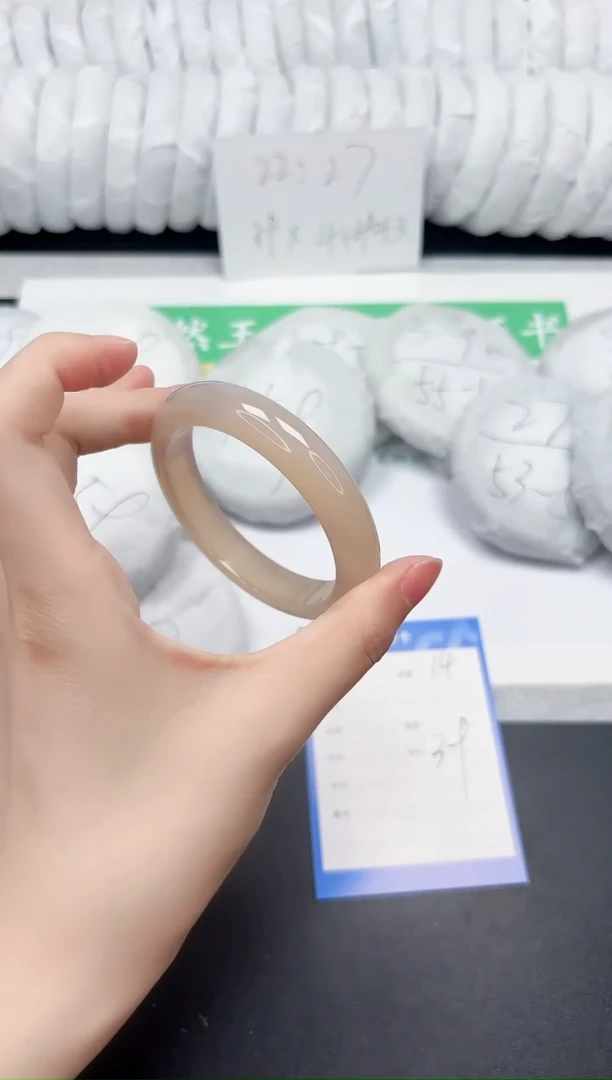 石英质玉手镯未镶嵌14-54.8