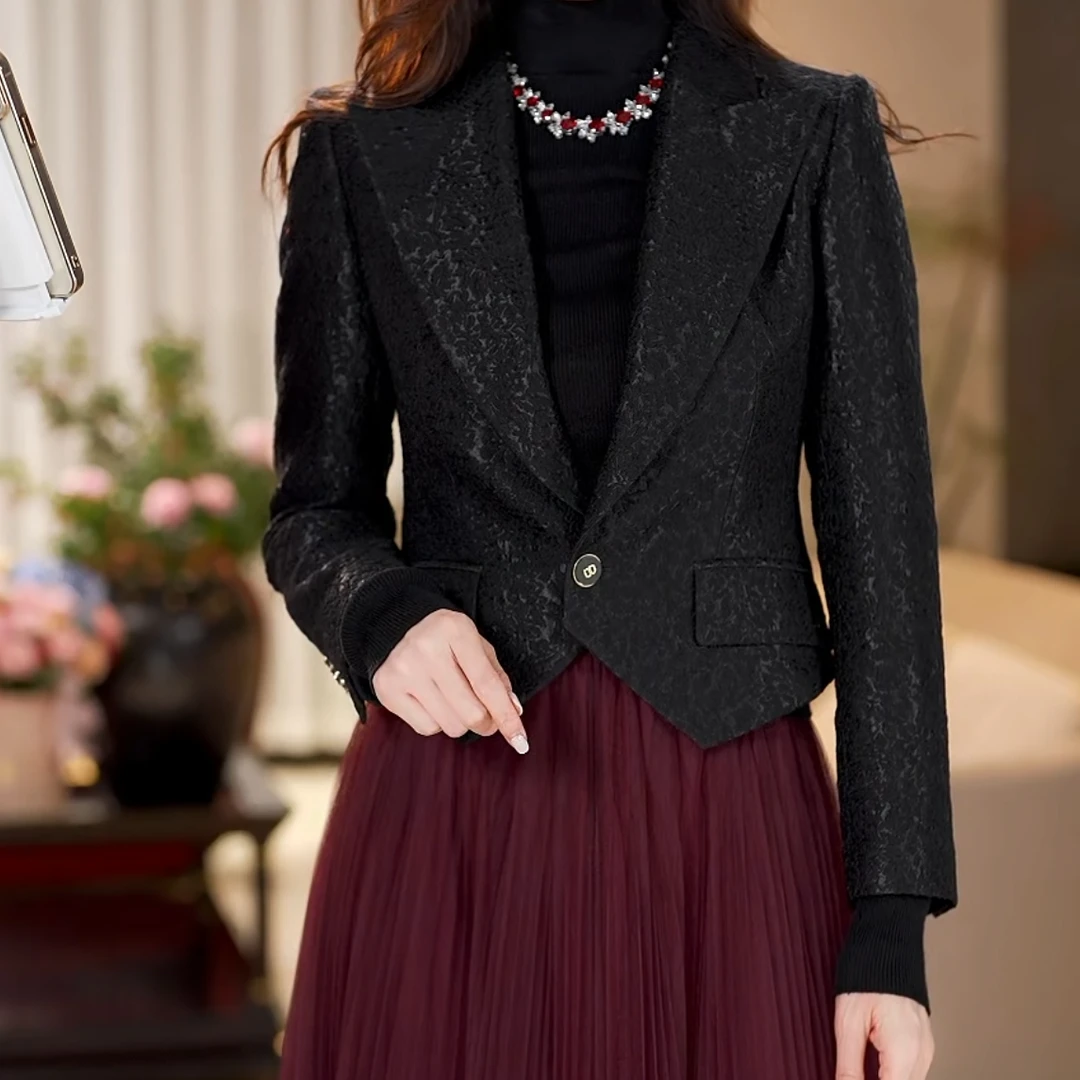 EDFNOT/杨红霞汝意GS黑色丝毛提花短外套（新）