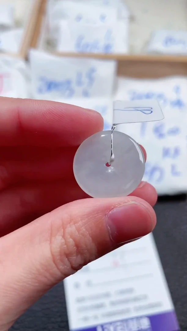 【闪购商品】翡翠颈饰未镶嵌00006247