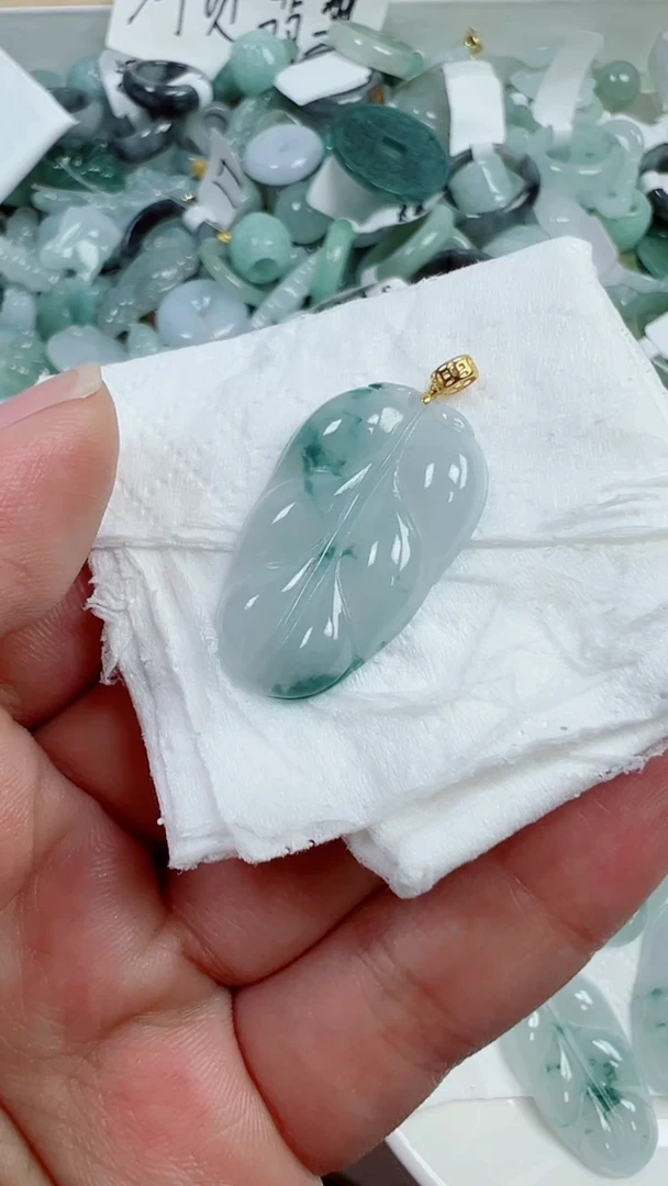 散珠翡翠爆****~44号链接，A货翡翠