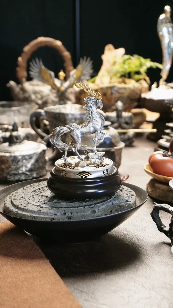 【闪购商品】境秋 镀金麒麟香炉