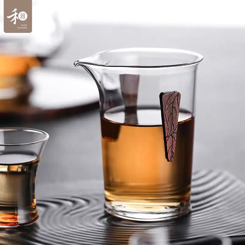 禾器新款木言茶海玻璃公道杯把手分茶器茶海耐热喝茶茶具器具