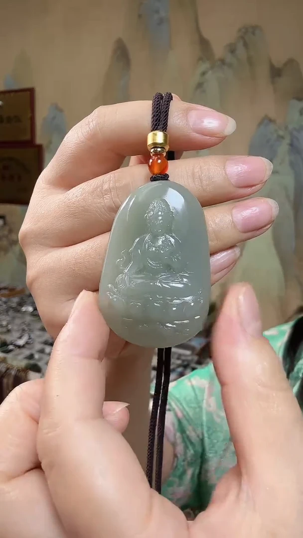 颈饰未镶嵌和田玉.