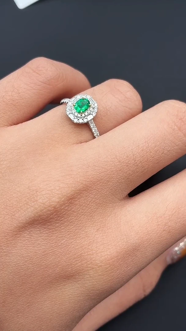 18K金镶嵌戒指祖母绿祖母绿戒指主石0.3ct