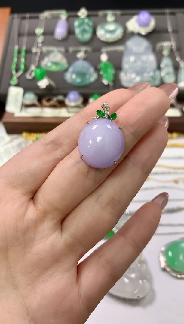 翡翠18K金镶嵌颈饰103