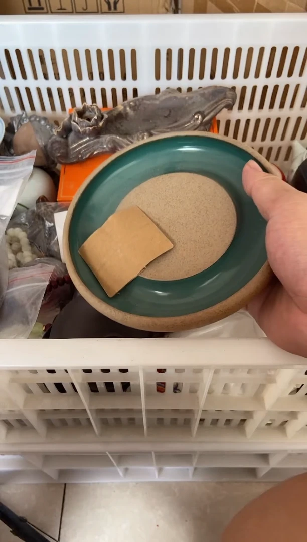 无运费险有瑕疵的摄影的产品有使用过的痕迹有点脏介意勿拍