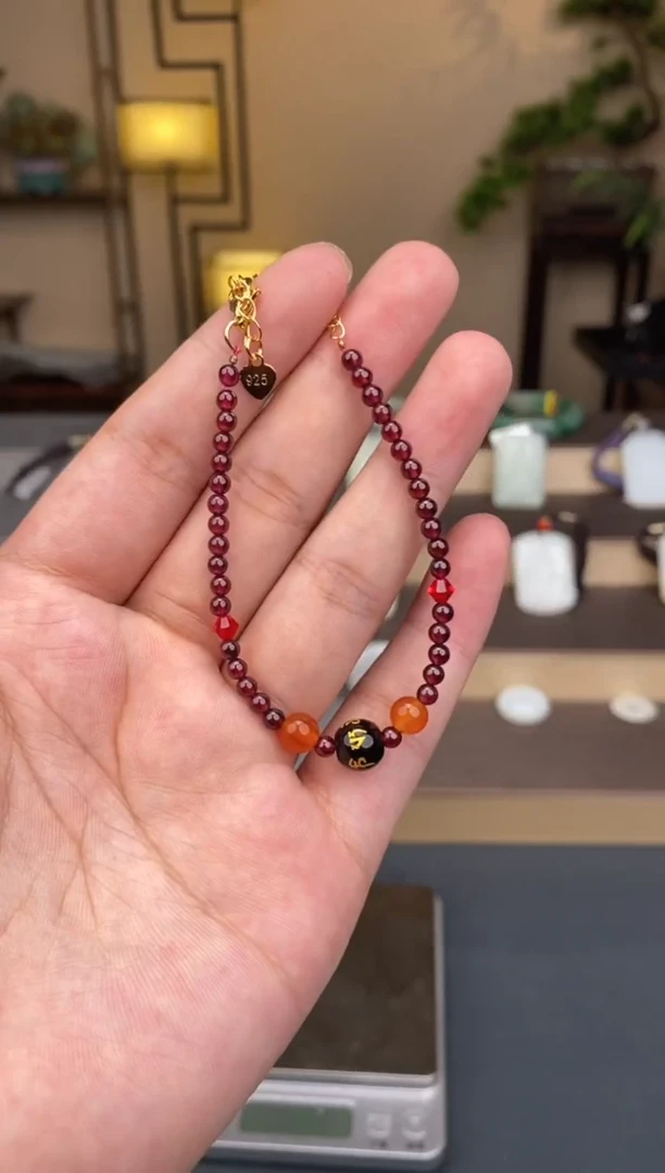 和田玉未镶嵌吊坠(不含链)1