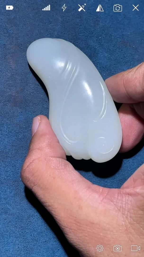 未镶嵌和田玉把件ws   我能飞