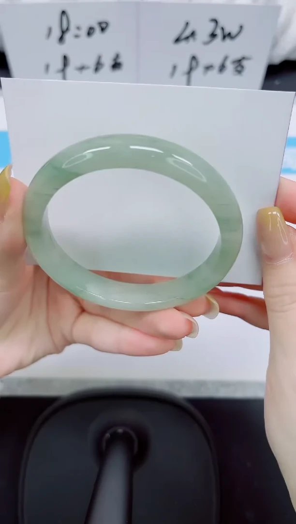 石英质玉手镯未镶嵌308