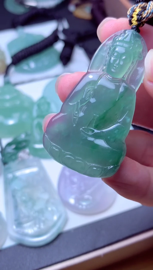 颈饰未镶嵌翡翠天然A货翡翠