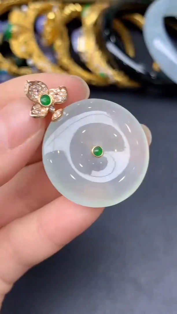 颈饰18K金镶嵌翡翠248-雪姐翡翠天天见
