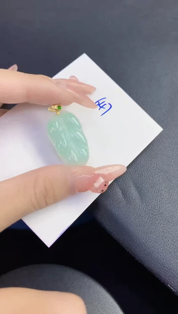 颈饰未镶嵌翡翠缅甸天然翡翠A货