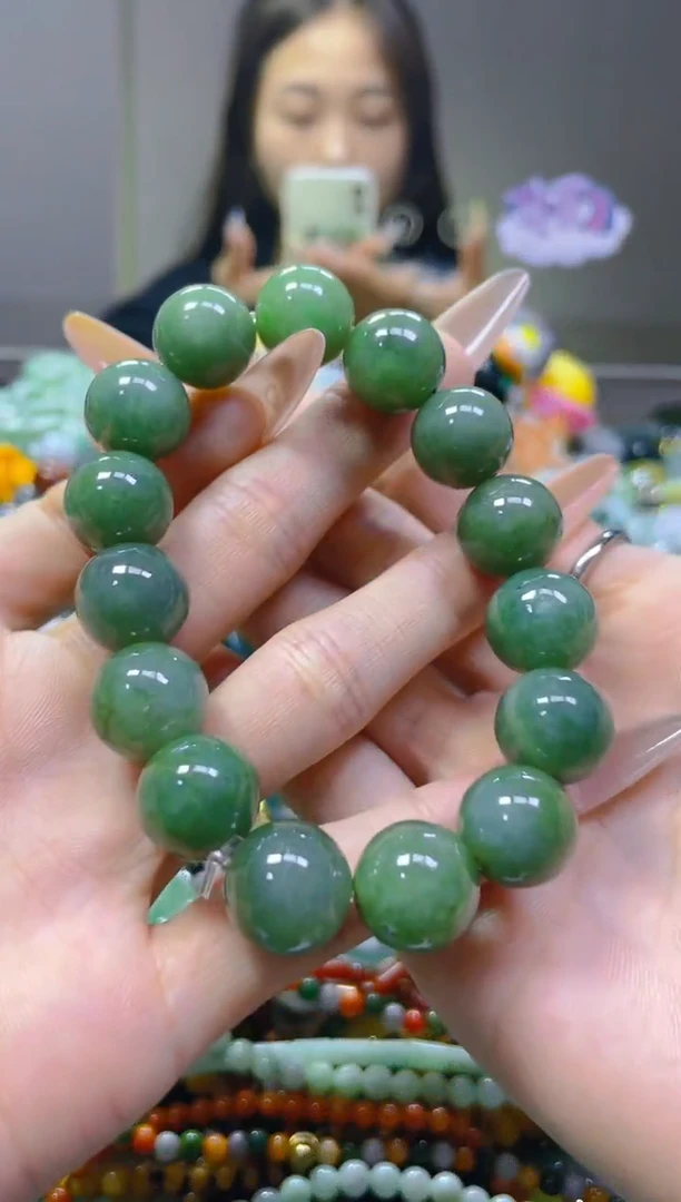 翡翠未镶嵌颈饰13MM/C/翡翠A货，一件也是批发价
