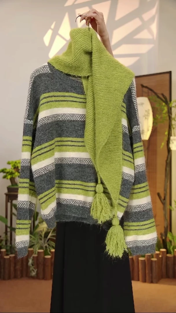 绵羊毛灰绿色围巾两件套