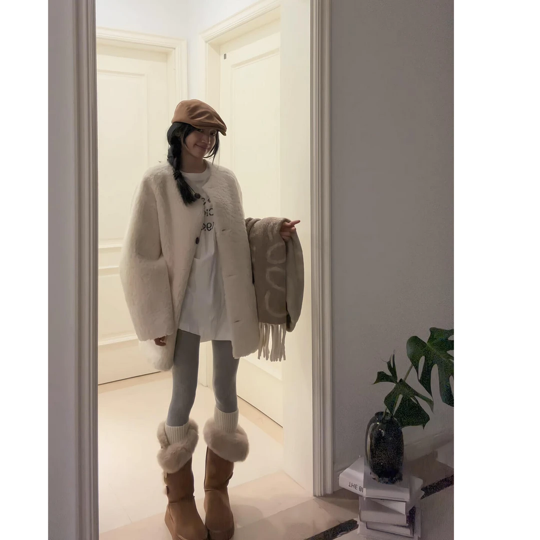 2025新款米白色毛茸茸温柔感时尚单排扣外套内搭韩系百搭T恤上衣