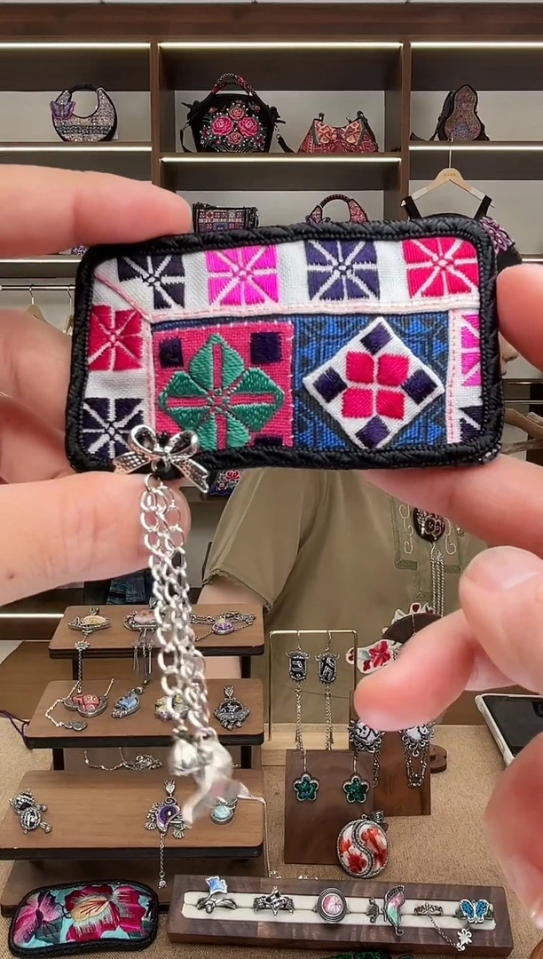 织绣1849黔东南苗族刺绣