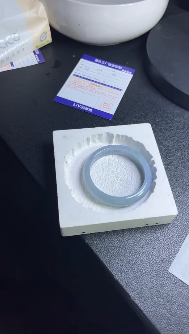 未镶嵌手镯翡翠娜*手镯发一件