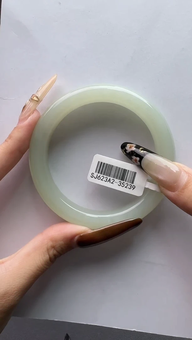 未镶嵌手镯和田玉59