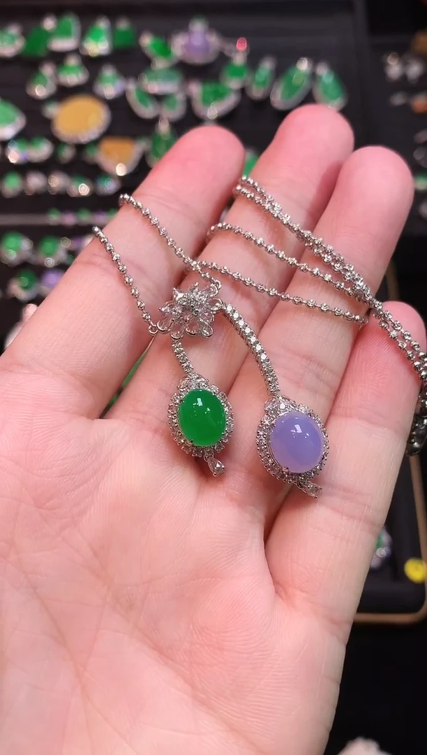 颈饰18K金镶嵌翡翠紫加绿双蛋面项链