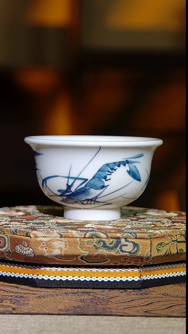 省级非遗毛仔柴窑虾趣圧手杯陶瓷