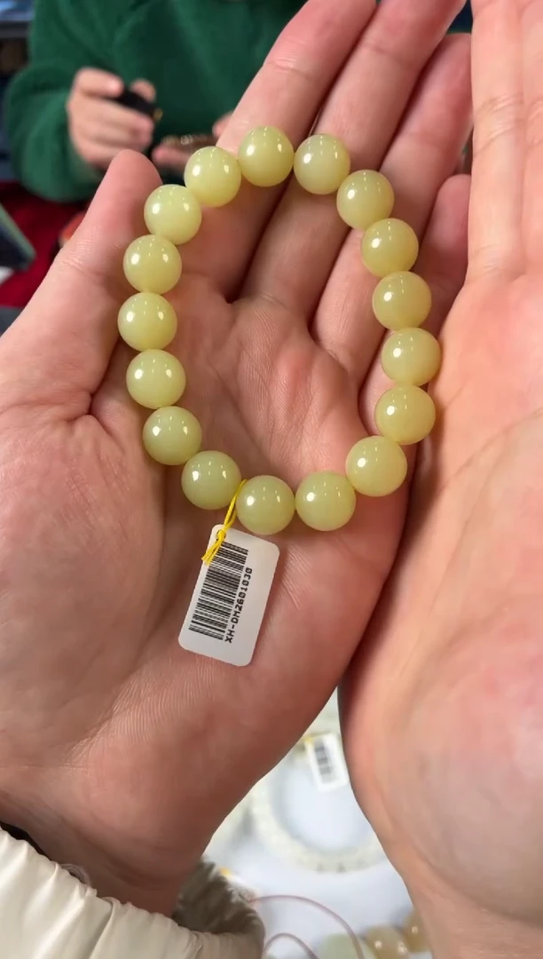 颈饰未镶嵌和田玉手串