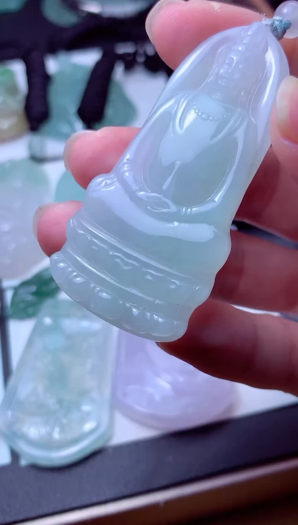 颈饰未镶嵌翡翠天然A货翡翠