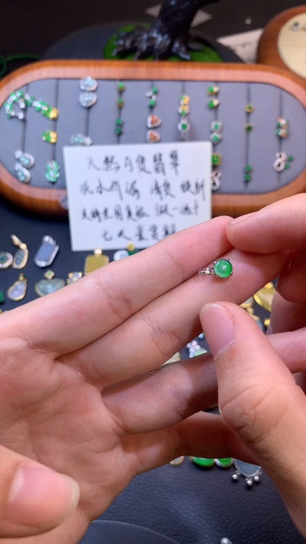 吊坠(不含链)银S925镶嵌翡翠1