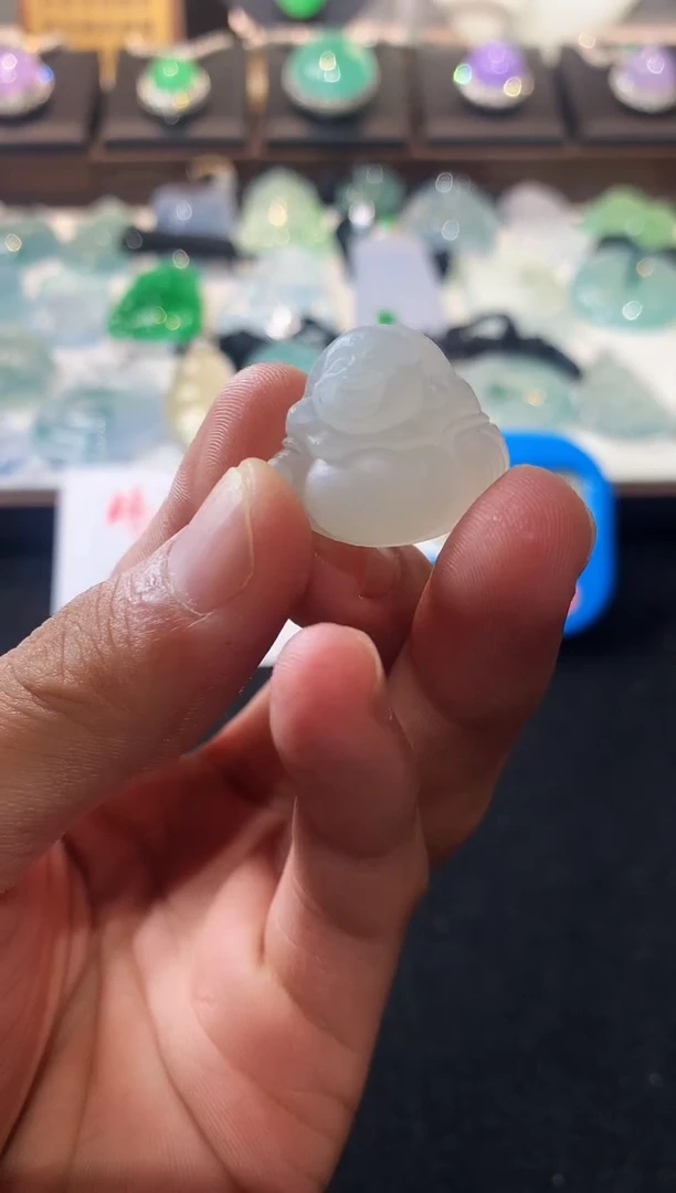 未镶嵌定制翡翠麻***牛 4048毛货不退不换